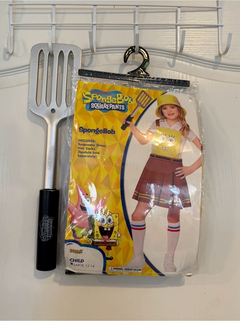 Spirit Halloween SpongeBob SquarePants Dress cosplay Costume w spatula large
